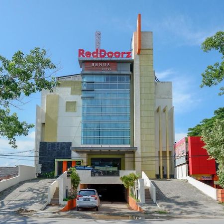 Reddoorz Plus Near Hotel Benua Kendari Luaran gambar