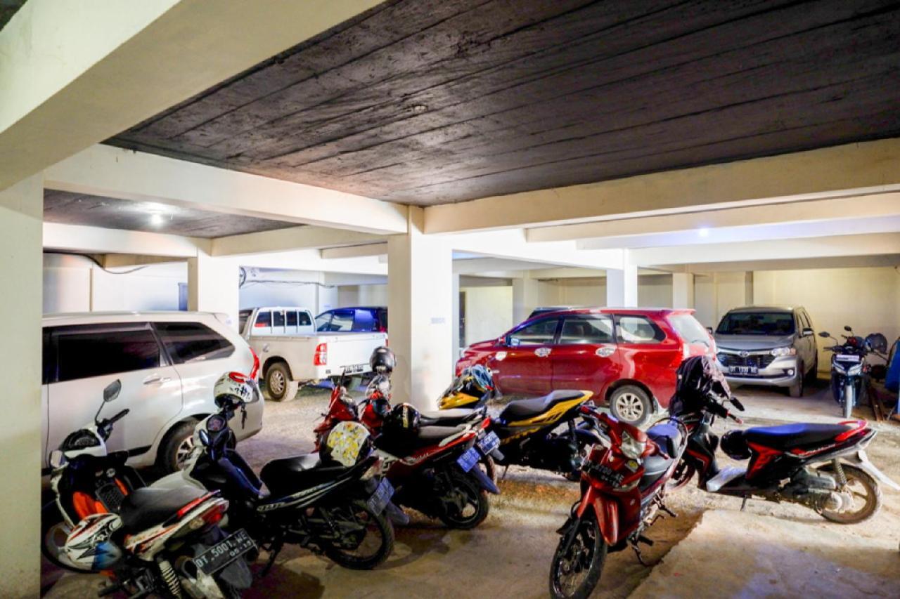 Reddoorz Plus Near Hotel Benua Kendari Luaran gambar