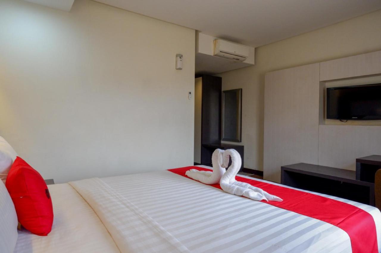 Reddoorz Plus Near Hotel Benua Kendari Luaran gambar