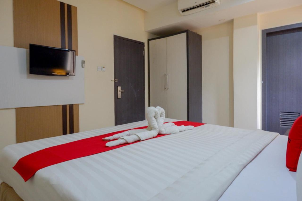 Reddoorz Plus Near Hotel Benua Kendari Luaran gambar